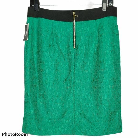 NEW Alfani Lace Pencil Skirt Green Sz 10P Metal Zip Closure Elastic Waist - Picture 2 of 4